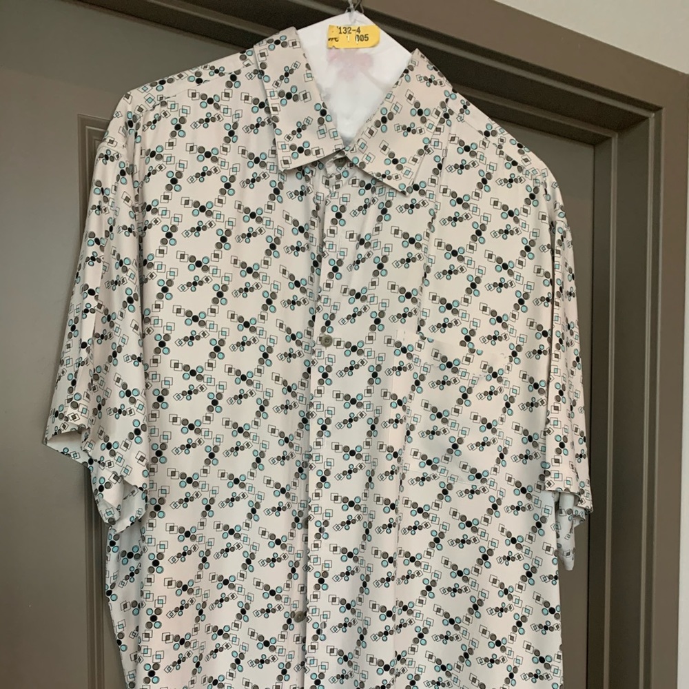 May mast men’s short sleeved shirt